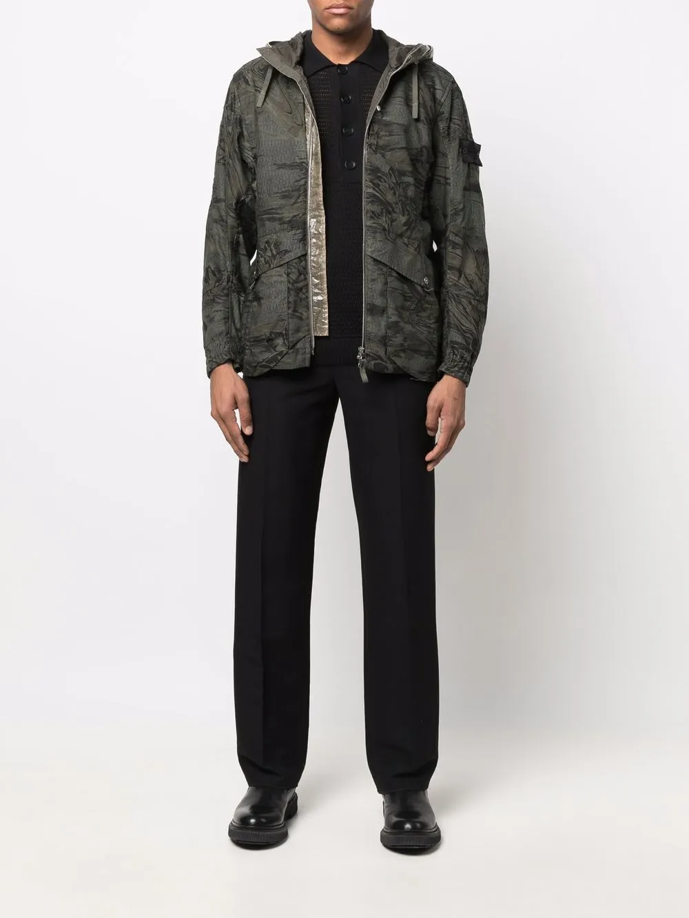 фото Stone island shadow project куртка с капюшоном и камуфляжным принтом