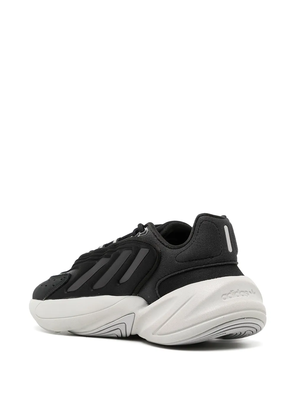 фото Adidas кроссовки со вставками