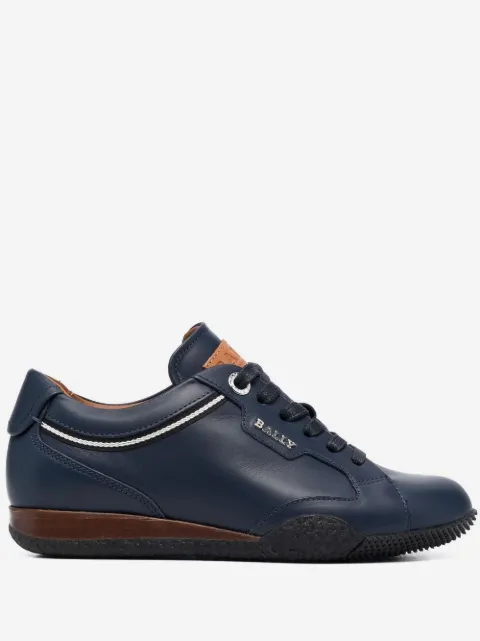 Bally baskets à lacets