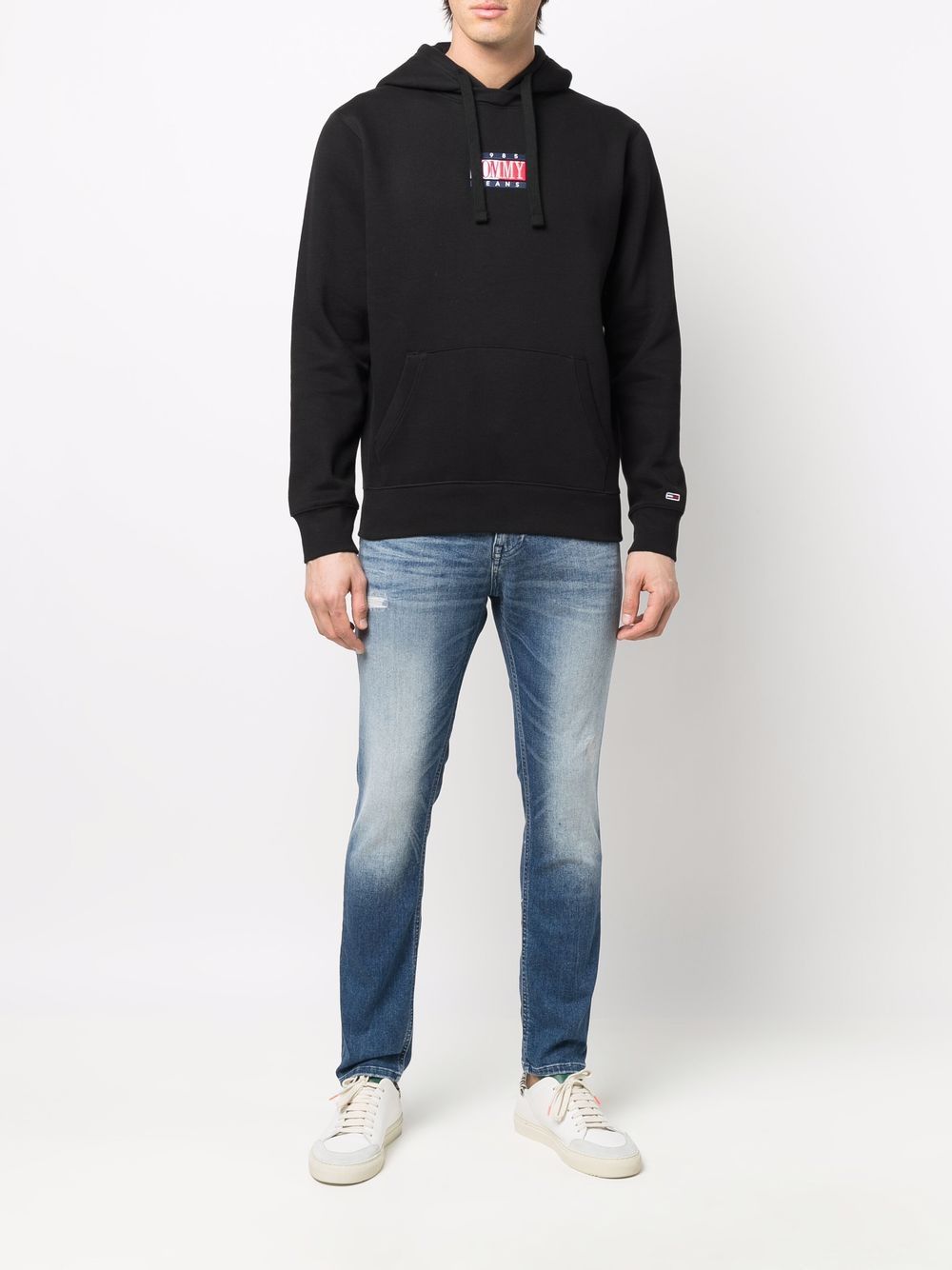 фото Tommy jeans зауженные джинсы средней посадки