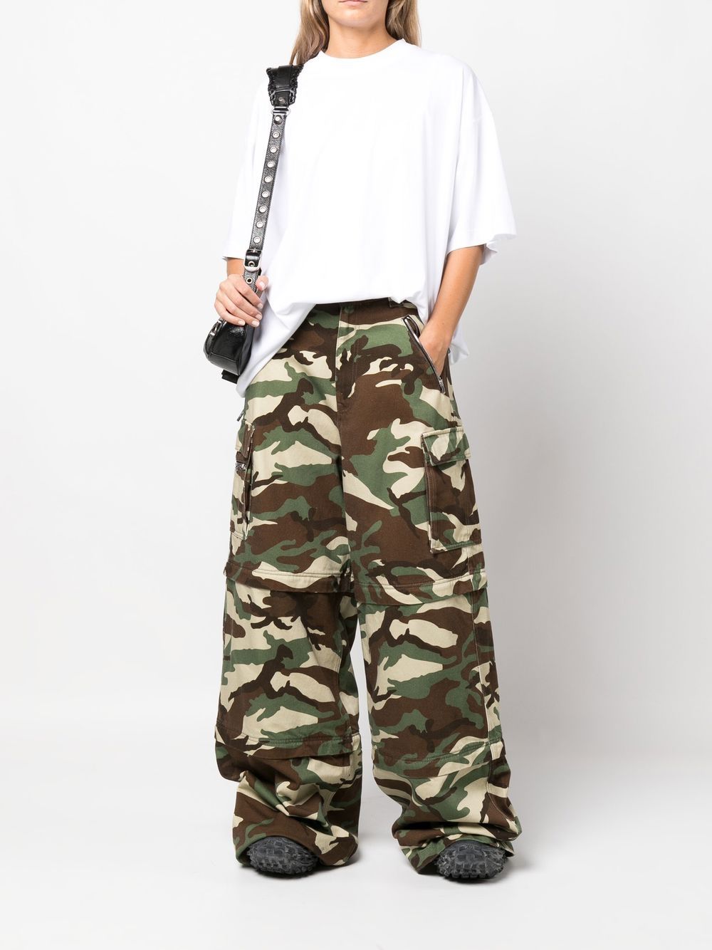 VETEMENTS camouflage-print wide-leg Trousers - Farfetch