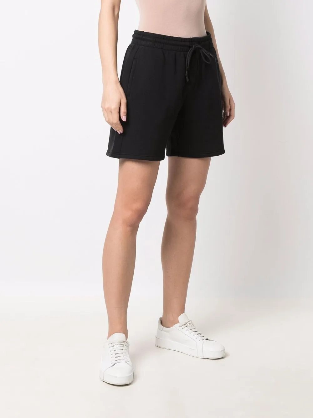 фото Ugg elasticated drawstring-waist shorts