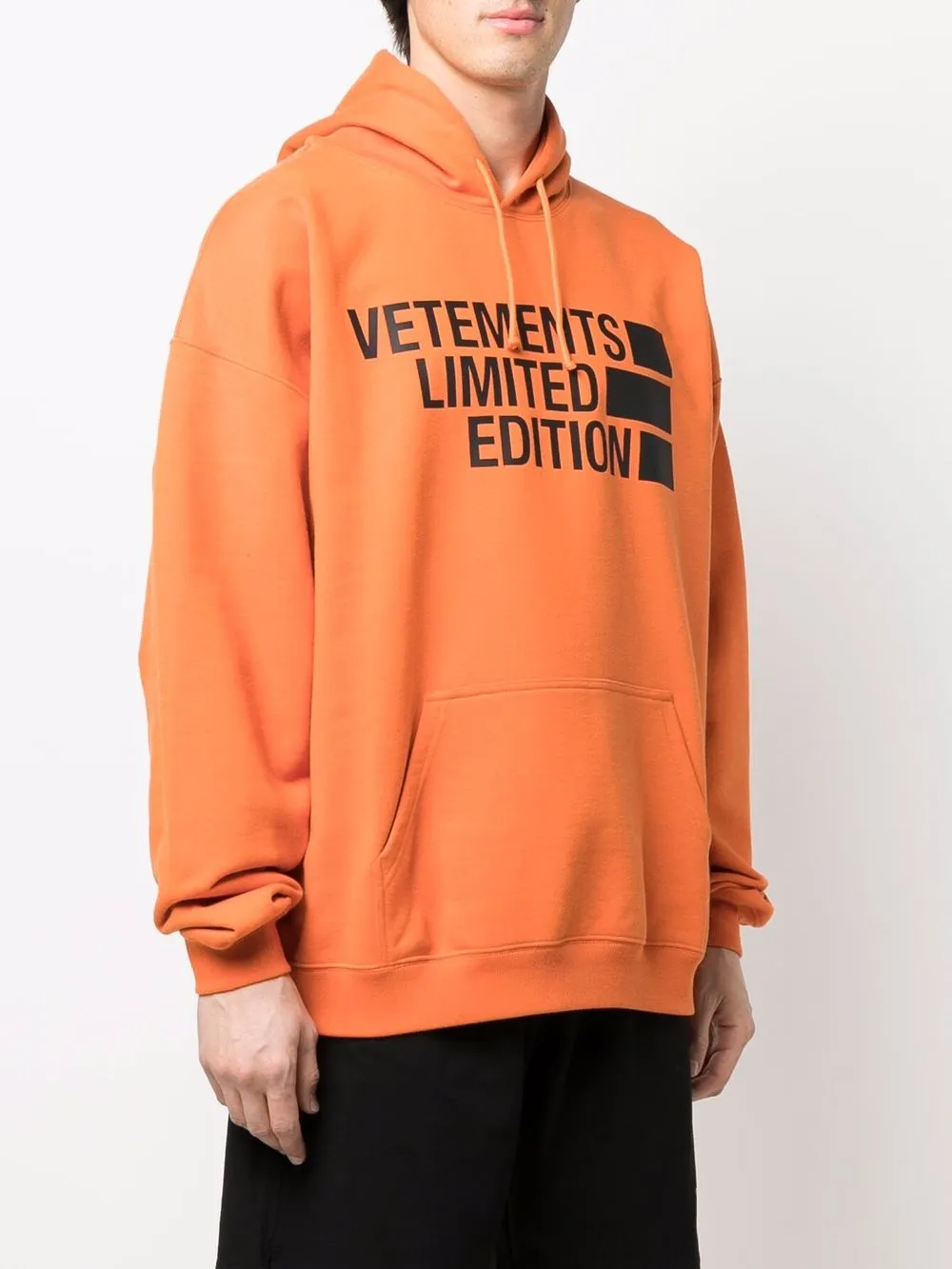 фото Vetements толстовка с логотипом