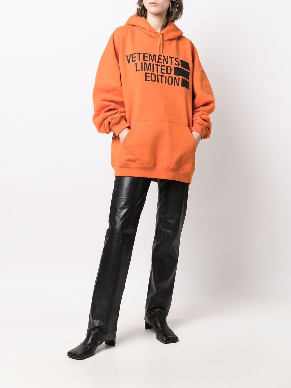 фото Vetements толстовка с логотипом