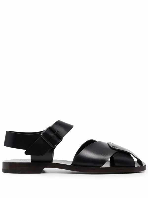 strap sandals hiking