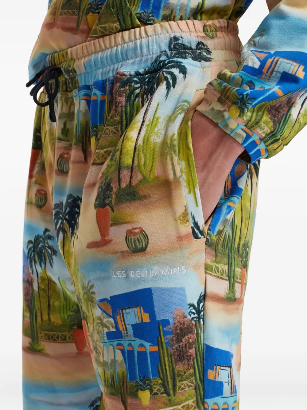 Les Benjamins graphic-print track pants Groen