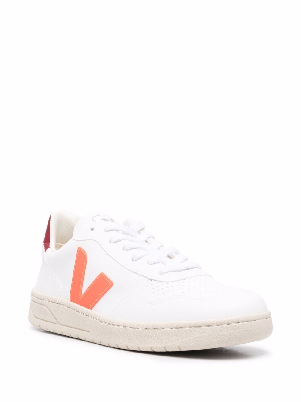 фото Veja logo-patch low-top sneakers