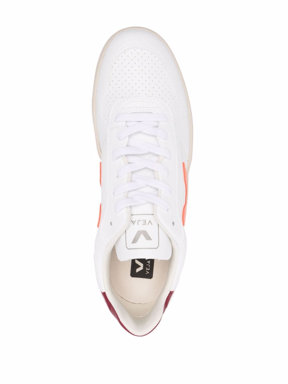 фото Veja logo-patch low-top sneakers