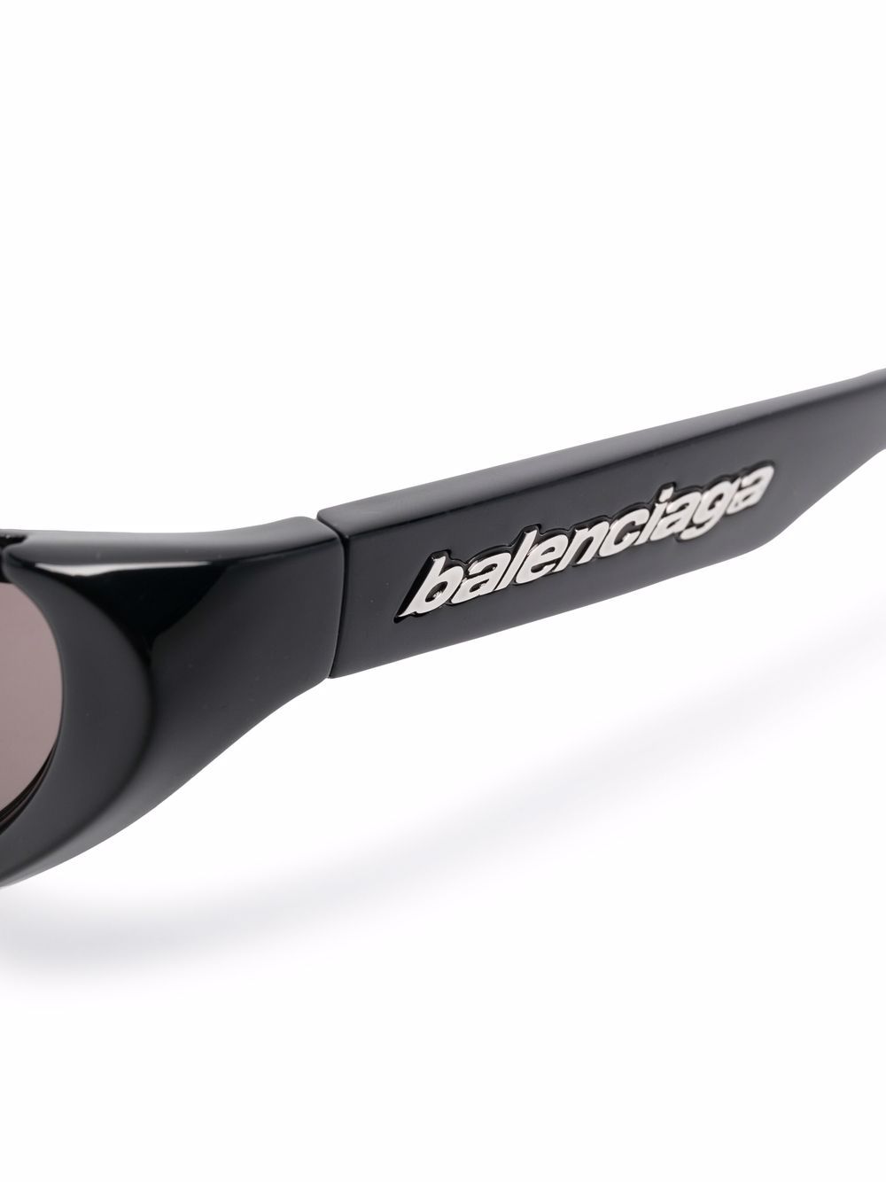 фото Balenciaga eyewear солнцезащитные очки в оправе 'кошачий глаз'