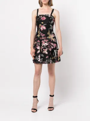 購入者です！ marchesa notte フラワー✾ 他の方はご購入NG MUST HAVE: Incredible, fantasy-like dresses are the