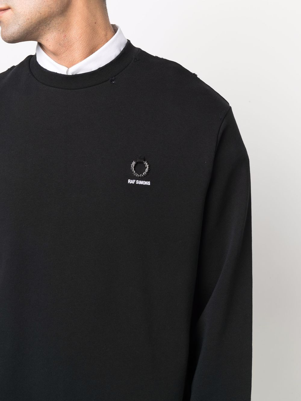 фото Raf simons x fred perry destroyed crew-neck sweatshirt