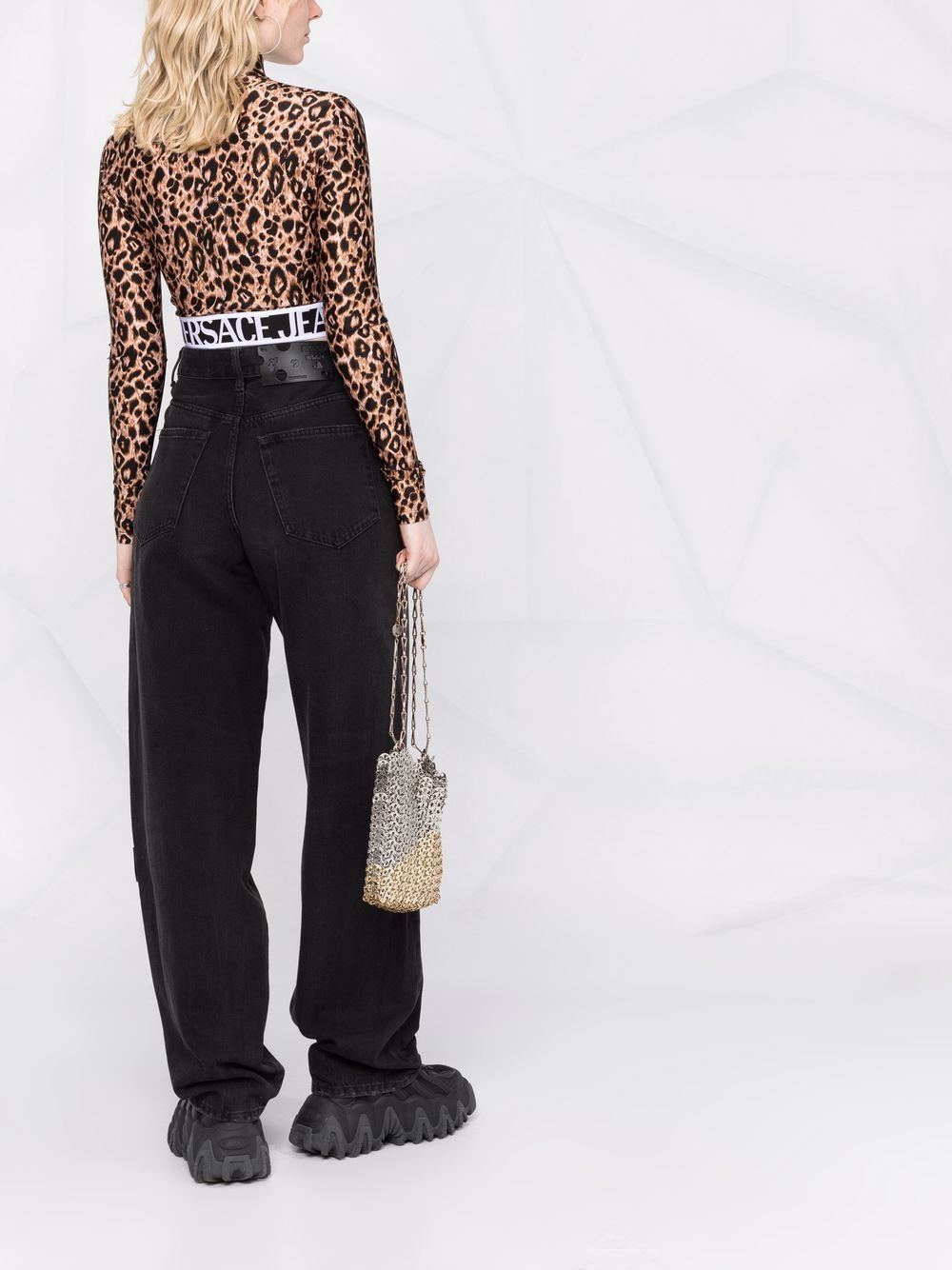 фото Versace jeans couture топ с высоким воротником и леопардовым принтом