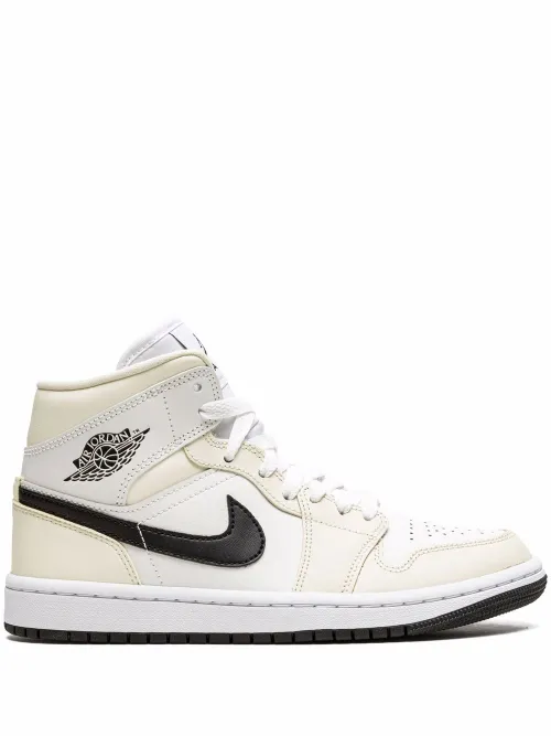 Baskets Air 1 Mid "Coconut Milk" - Jordan - Modalova