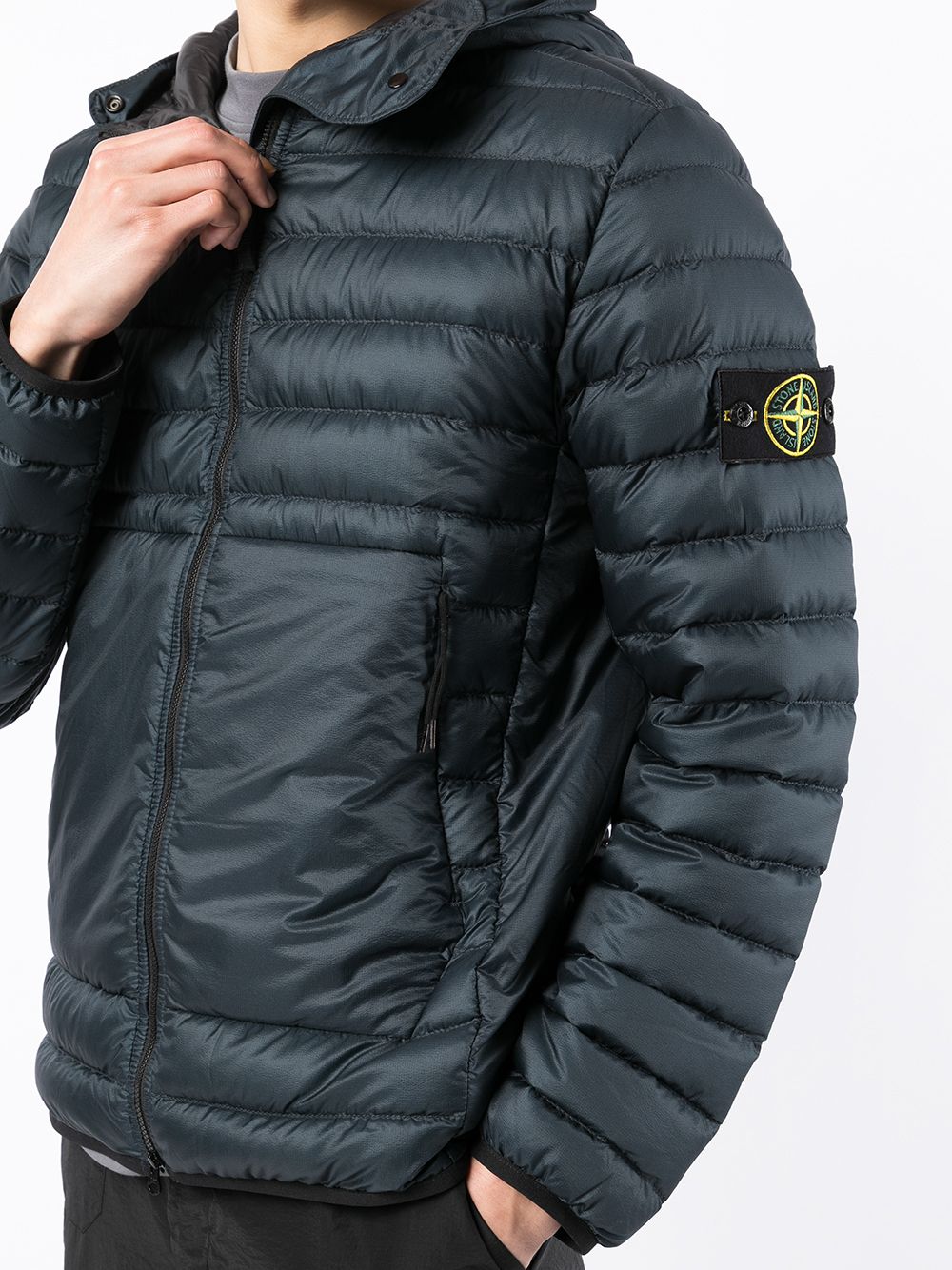 фото Stone island пуховик с логотипом compass