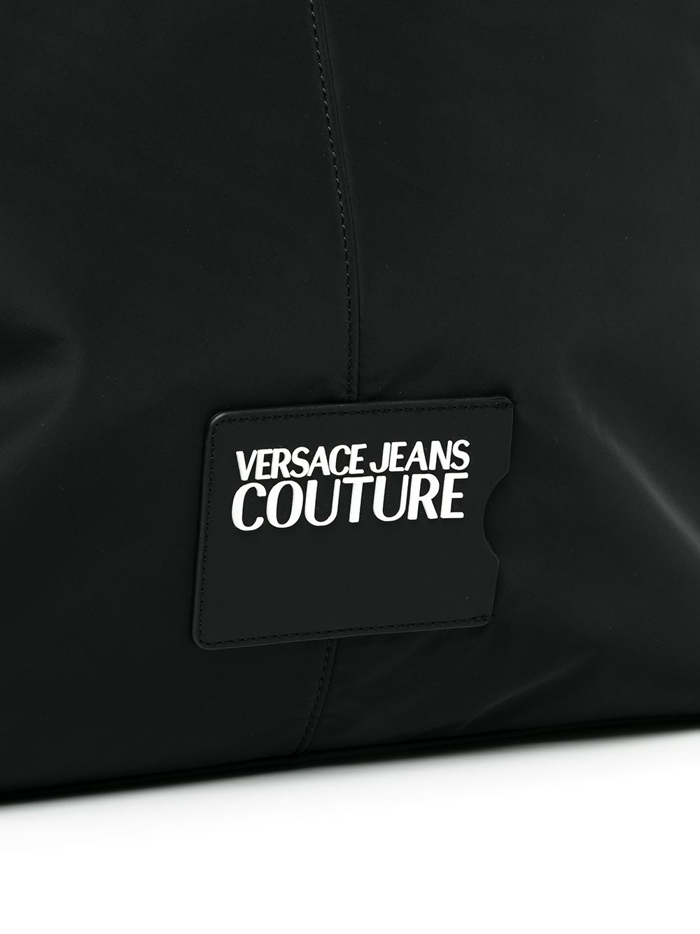 фото Versace jeans couture сумка-тоут с тисненым логотипом