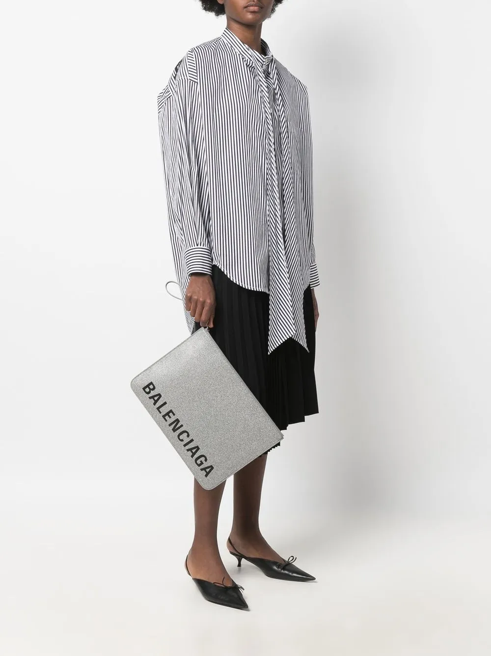 Balenciaga Cash clutch met logoprint - Grijs