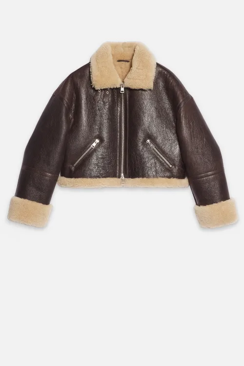 【AMI PARIS】シアリングカラー ショートジャケット AMI PARIS：シアリングのショートジャケット