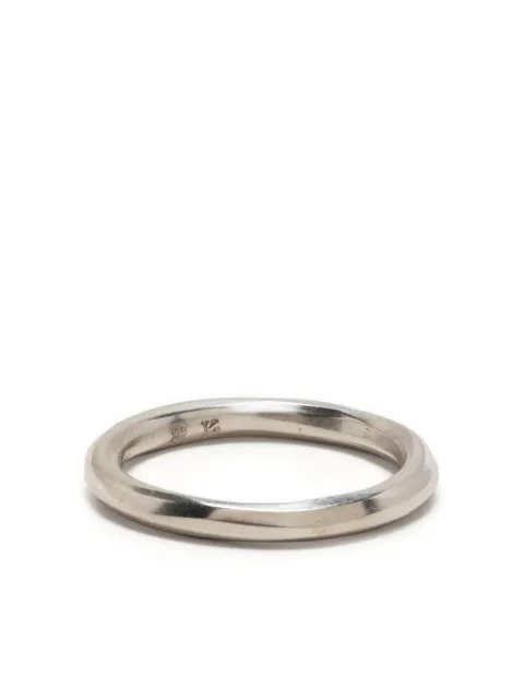 WERKSTATT:MÜNCHEN anillo en plata con efecto martillado