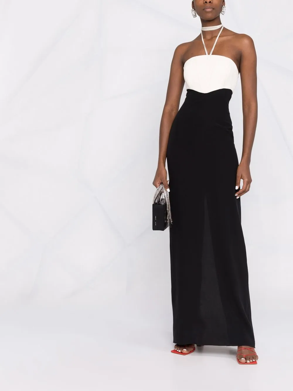 MANURI Maxi halterjurk - Zwart