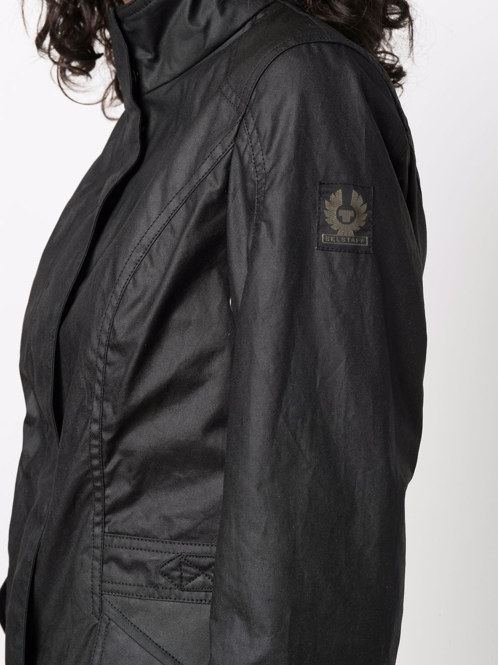 фото Belstaff logo-patch shell jacket