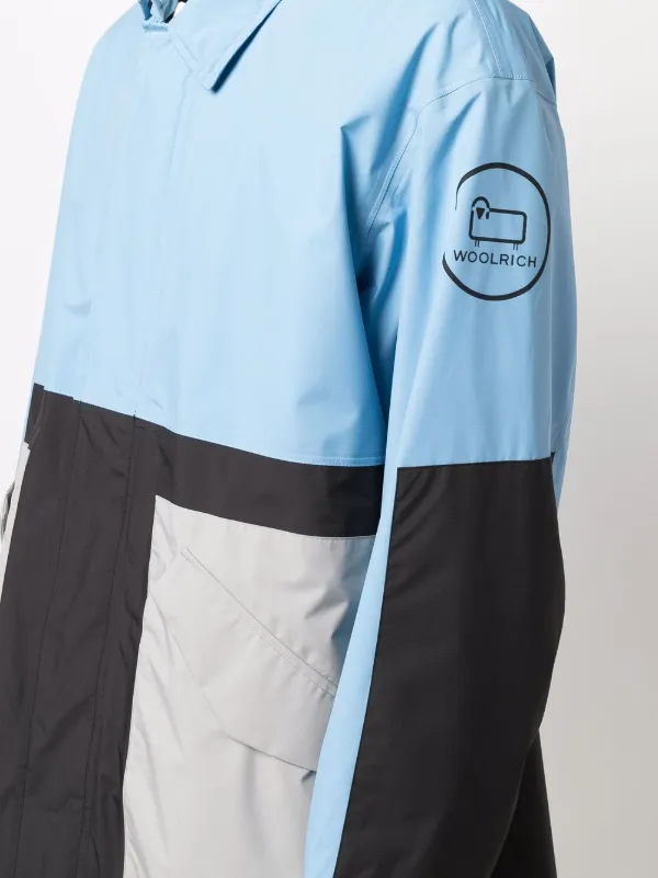 Woolrich Panelled Delaware Coat | Blue | FARFETCH