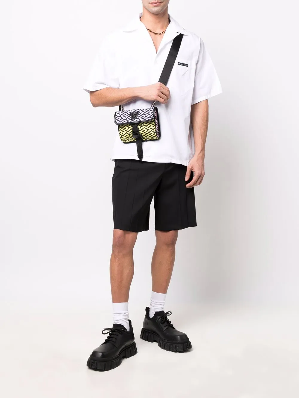 фото Versace сумка на плечо с декором medusa