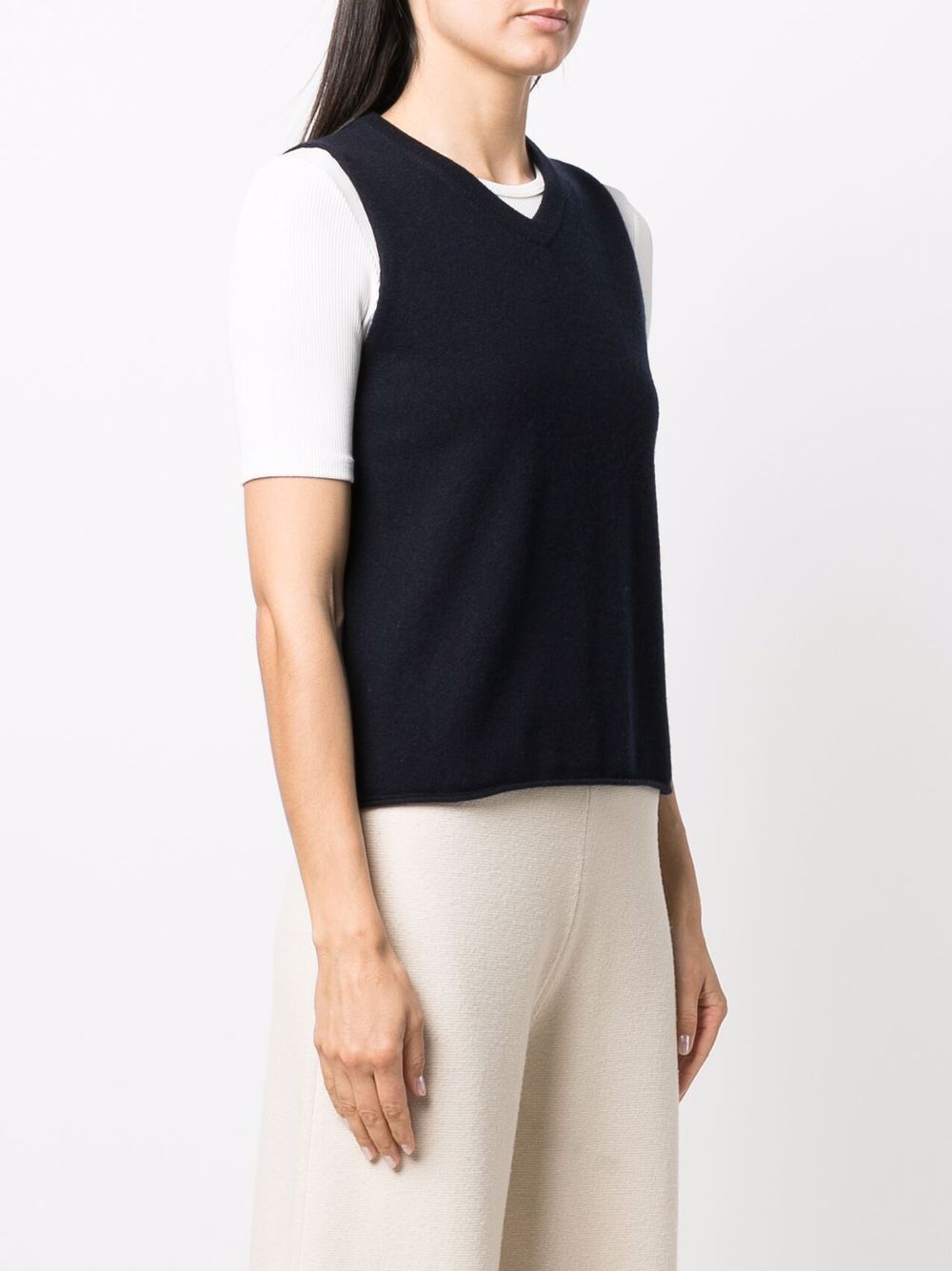 фото Extreme cashmere fine-knit sleeveless top