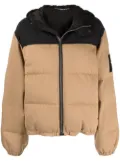 Alexander Wang logo-patch puffer jacket - Neutrals