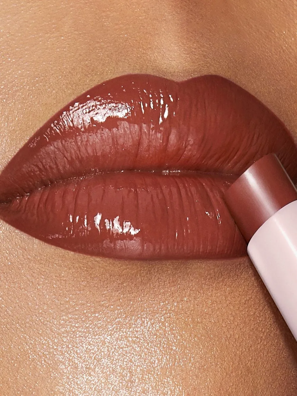 Charlotte Tilbury Hyaluronic Happikiss lipstick Smart Closet