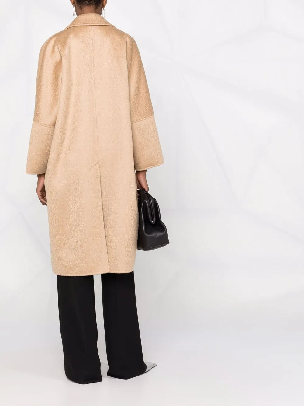 фото Max mara пальто с запахом и поясом