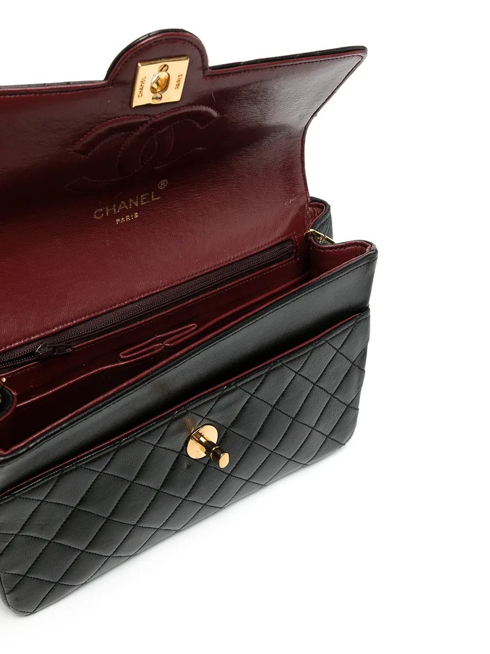 фото Chanel pre-owned маленькая стеганая сумка на плечо 1985-1990-х годов