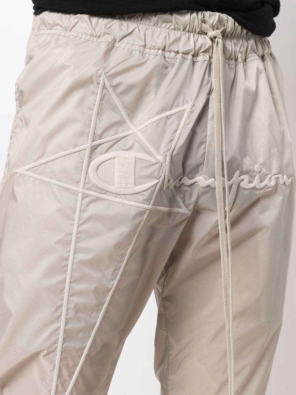 фото Rick owens x champion embroidered-logo tapered trousers