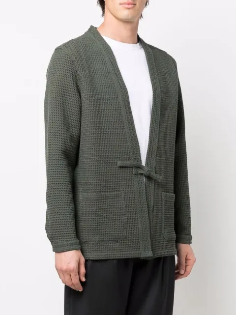 a kind of guise cardigan