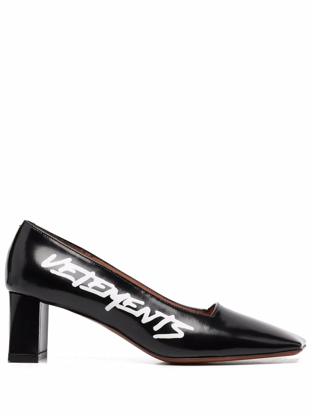 

VETEMENTS logo-print pumps - Black