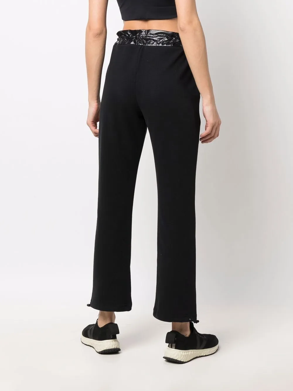 фото Moncler брюки с нашивкой-логотипом