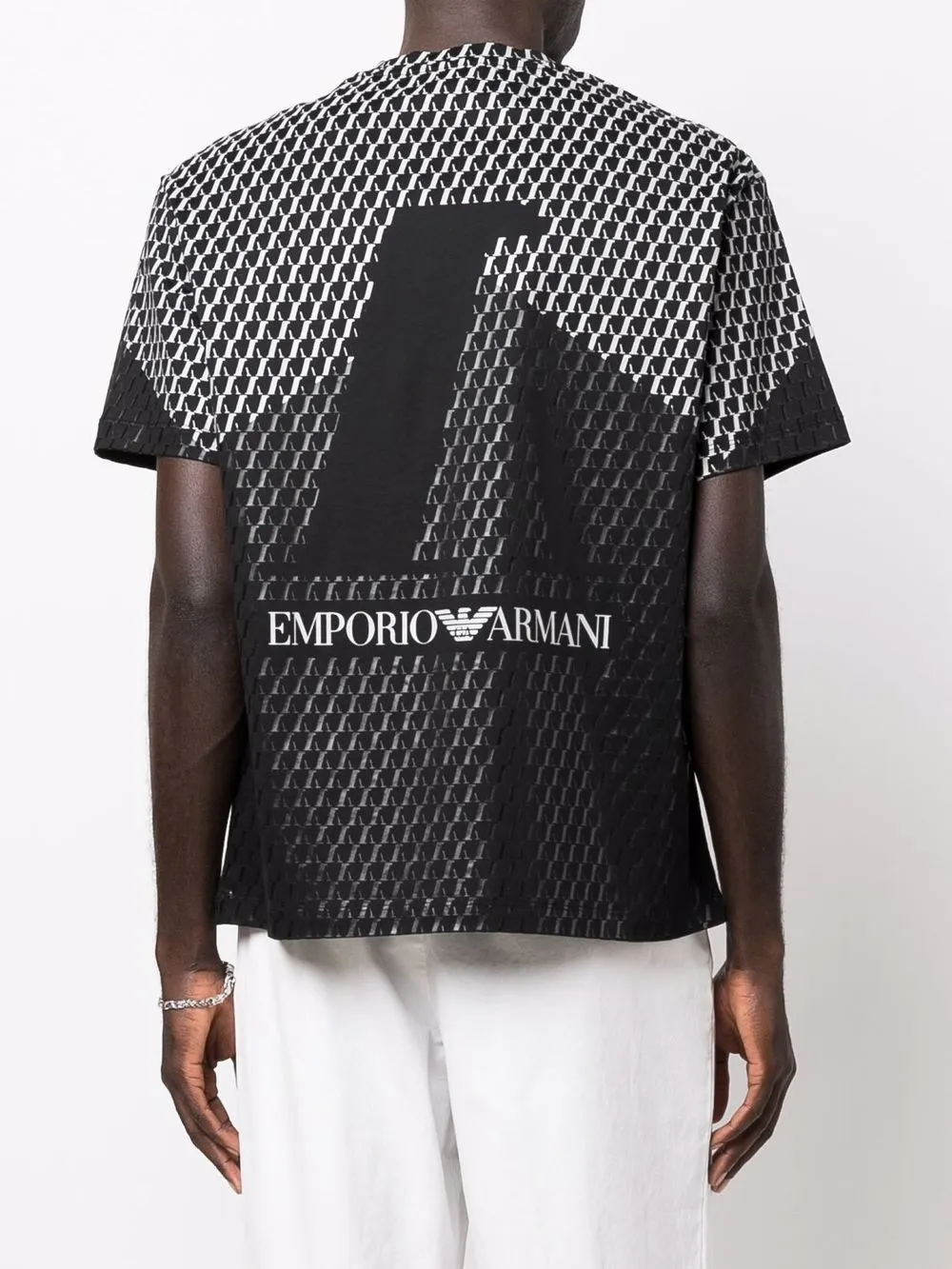 фото Emporio armani футболка с круглым вырезом