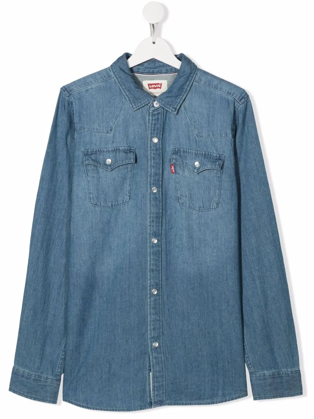 

Levi's Kids camisa de mezclilla con parche del logo - Azul