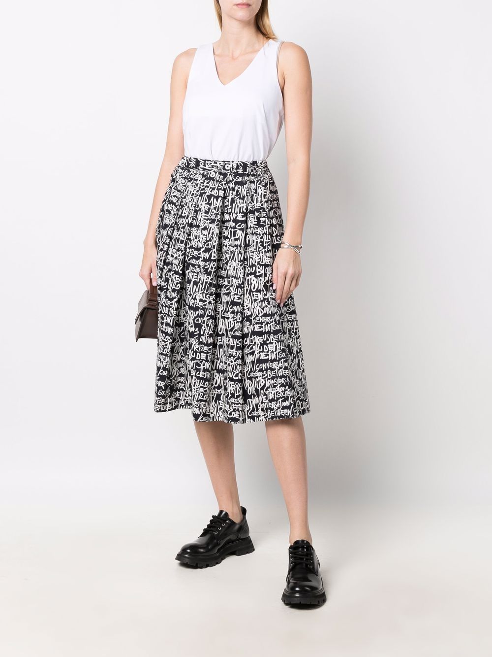 фото Société anonyme writing-print pleated midi skirt