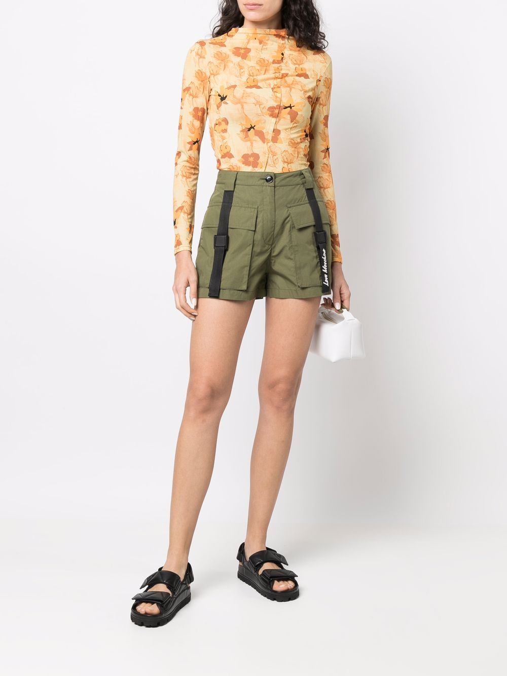 Love Moschino logo-tape Pleated Shorts - Farfetch