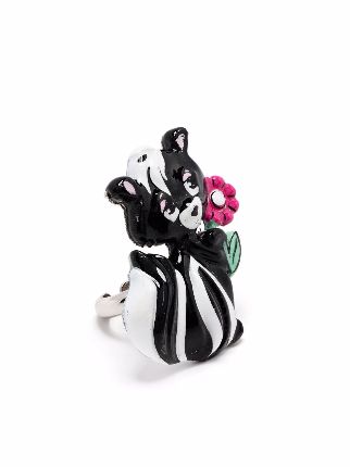 Skunk ring hot sale