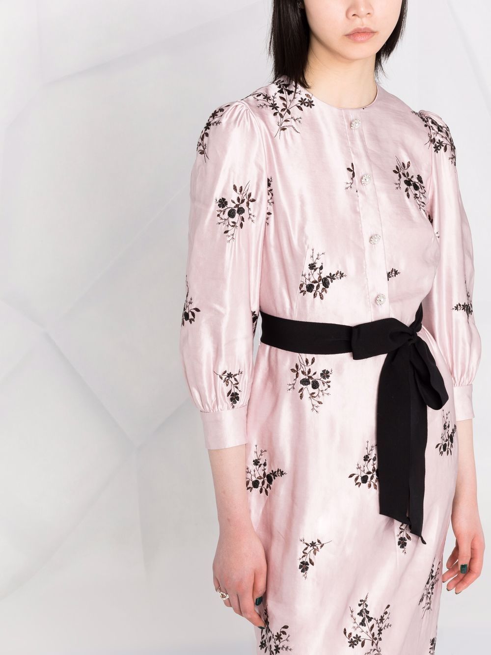 фото Erdem floral-embroidered tie waist midi dress