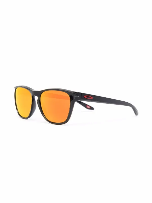 Oakley ミラーレンズ サングラス | ブラック | FARFETCH JP