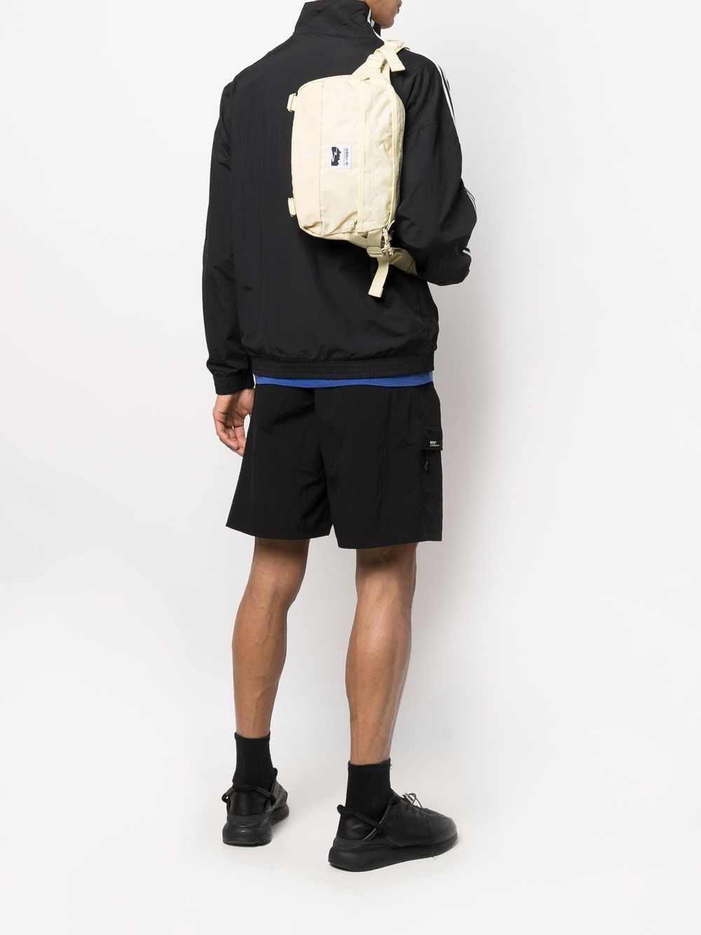 фото Adidas поясная сумка на молнии с нашивкой-логотипом