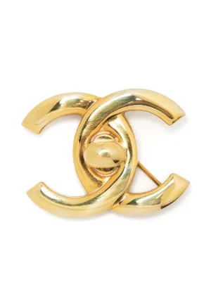 CHANEL ゴールド ダブルCロゴ ブローチ ターンロック Chanel Pre-Owned ターンロックロゴ ブローチ 通販 - FARFETCH