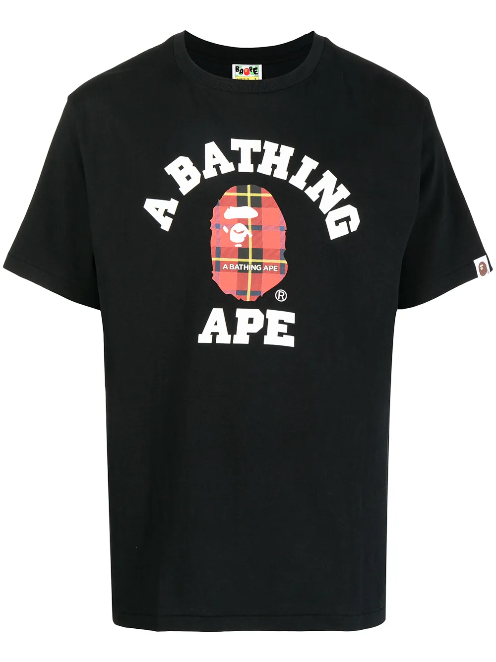 

A BATHING APE® logo-print T-shirt - Black