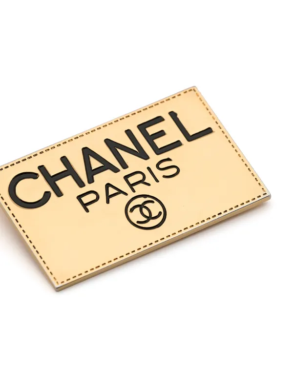 CHANEL Pre-Owned 1990s ロゴプレート ブローチ | ゴールドトーン