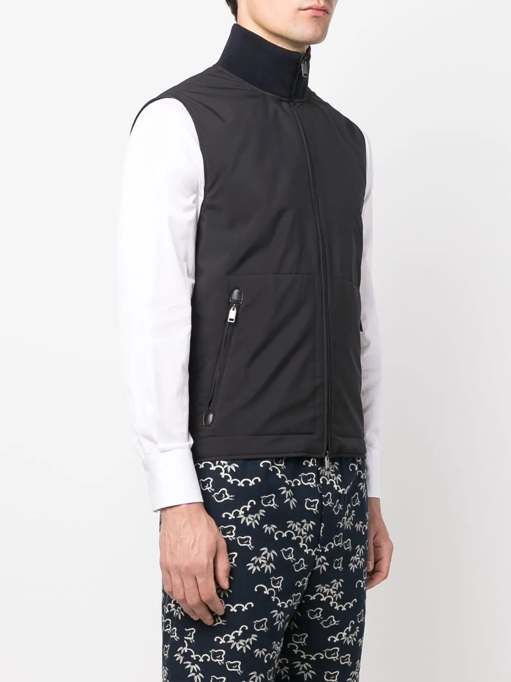 Brioni Zipped Gilet Jacket In Blau
