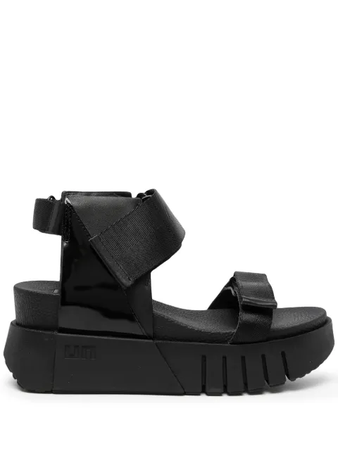 delta run united nude