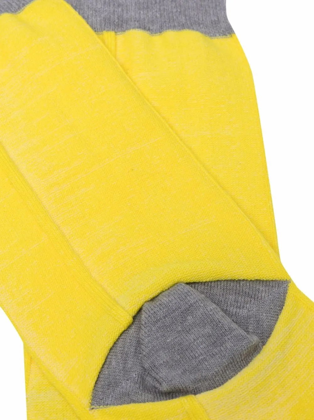 Homme Plissé Issey Miyake Sokken met geribbeld detail - Geel