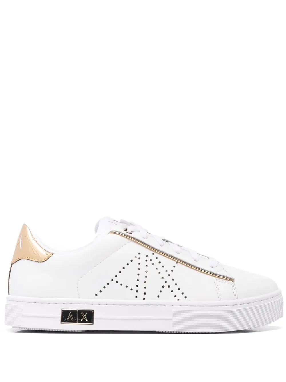

Armani Exchange tenis con parche del logo - Blanco